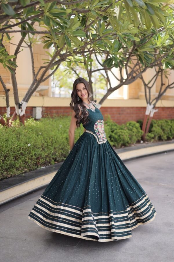 In New Designe Fully Stitched Sleevesless Lehenga Choli Collection
