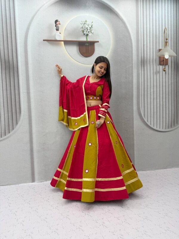 Designer lehenga